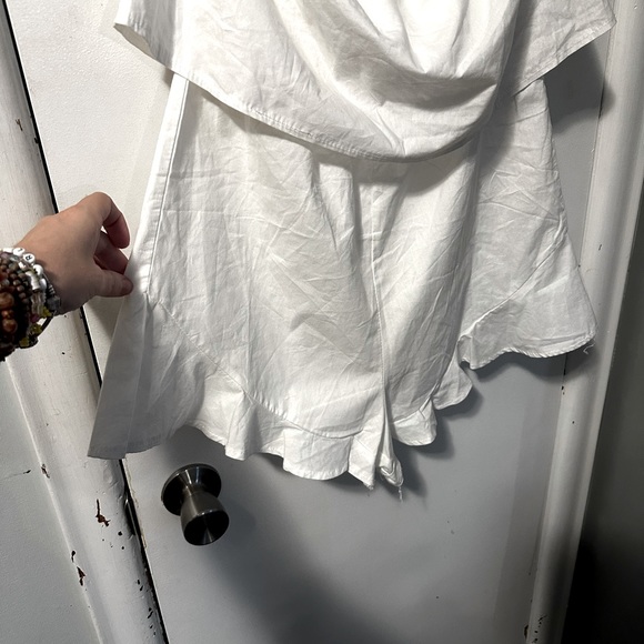 no brand- white off shoulder romper - Picture 3 of 6